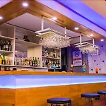 Otel Derici 4*