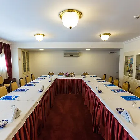 데르시 4* 쿠사다시