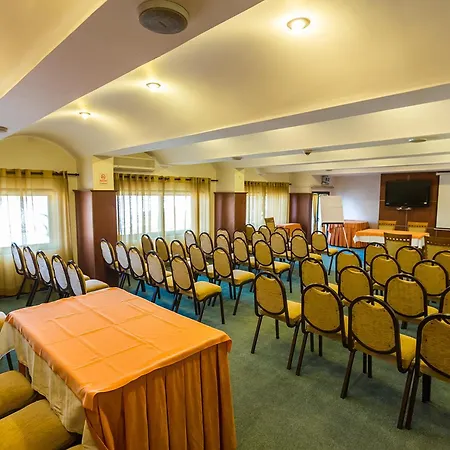 ديريجي فندق 4*