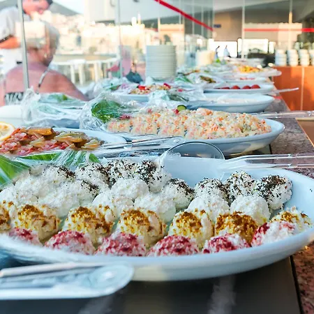 ديريجي فندق