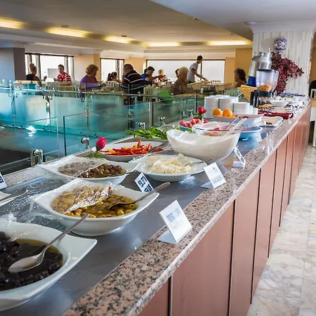 Hotell Derici 4*