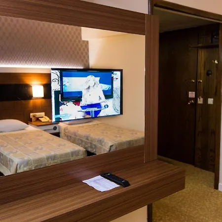 Derici Hotel 4*